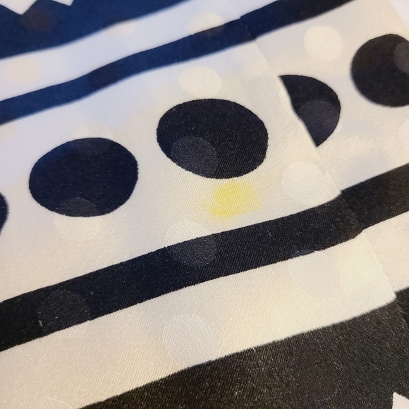 Maggy London | Vintage Graphic Print Silk Pencil Skirt (Size 14) - Picture 13 of 16